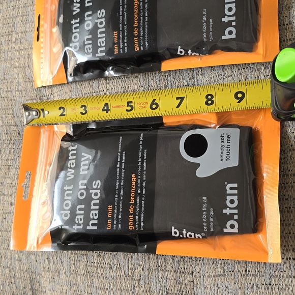 I DONT WANT TAN ON MY HANDS TAN MITTS BUNDLE OF 2 ITEMS - Picture 6 of 6